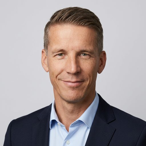 Mikael Syrén, Driftansvarig